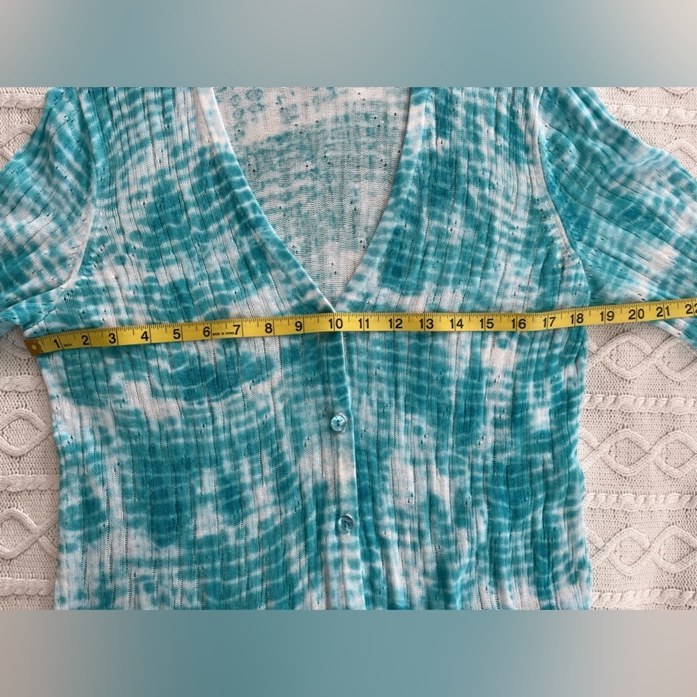 Chico’s Turquoise Tie-Dye Spring Cardigan Button Down Women’s Size Medium - Picture 13 of 14
